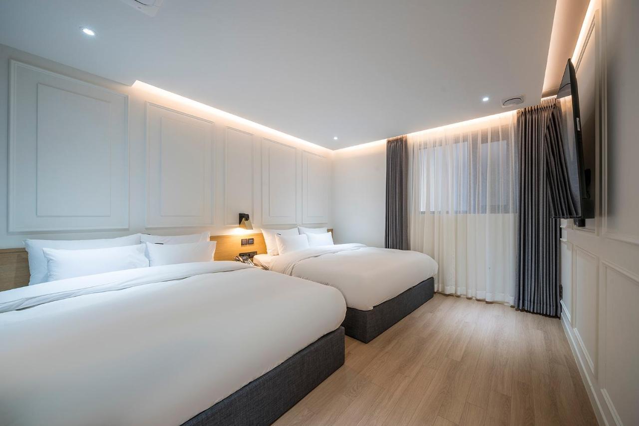 Brown Dot Hotel Pyeonghwa Plaza Мокпхо Екстер'єр фото